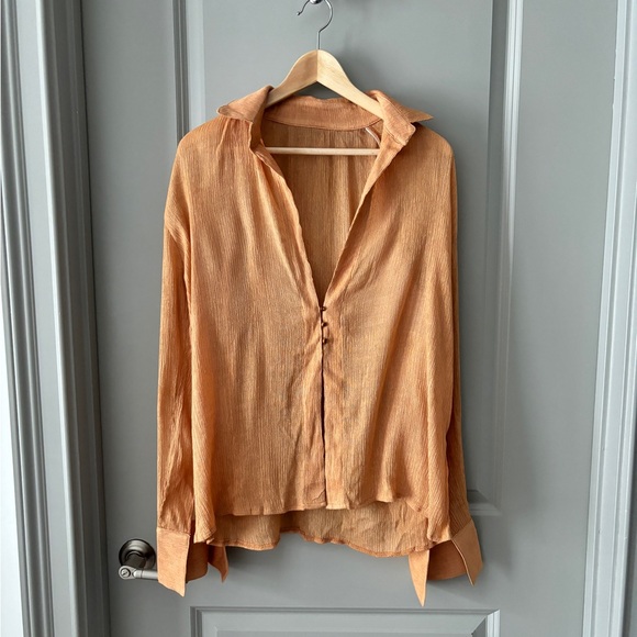 NWOT Savannah Morrow Avisa Button Up in Sandstone - Picture 1 of 5